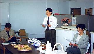 meeting.jpg (11137 bytes)