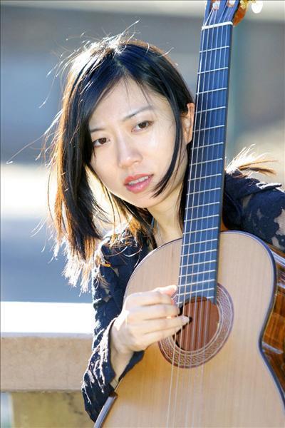 中国古典吉他演奏家杨雪霏